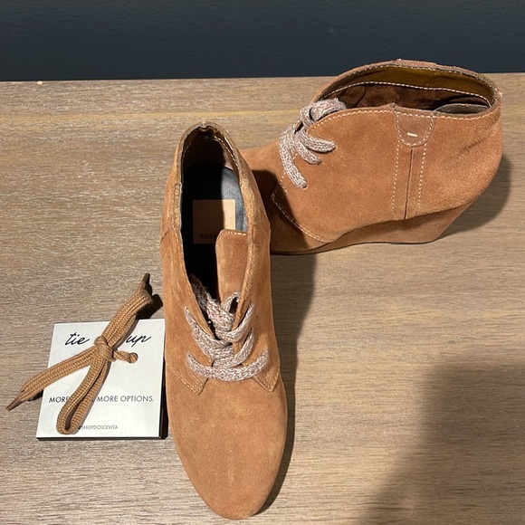 Dolce vita wedge booties - Picture 3 of 3